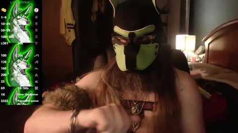 Snapshot of kinkywolf87 chatting on 07-12-26, 02:13 kinkywolf87 online show from 07-12-26, 02:13