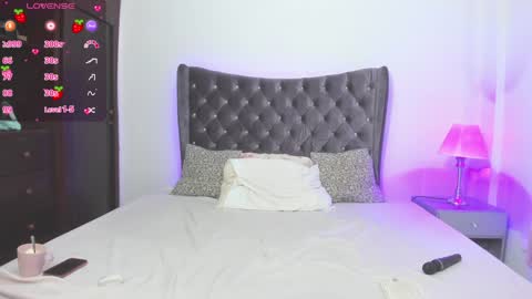 Snapshot of kinkyworld_ chatting on 01-14-25, 07:38 FREE ONLYFANS online show from 01-14-25, 07:38