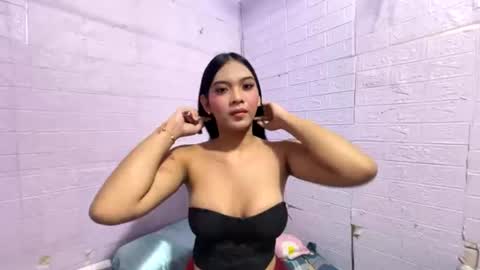kinnalicous online show from 07-31-26, 12:04