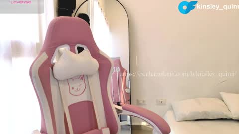 Snapshot of kinsley_quinn chatting on 04-24-26, 10:23 5 short videos of my body parts for 200 tks online show from 04-24-26, 10:23