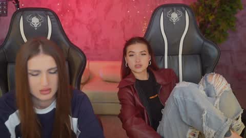 Sweet girls online show from 09-13-25, 05:29