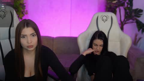 Sweet girls online show from 12-17-25, 09:04