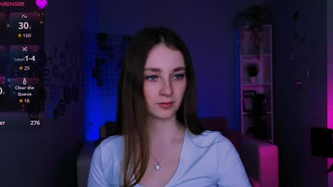 Kira online show from 04-15-26, 07:32