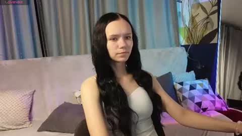 kira_bliss_ online show from 07-01-26, 02:02