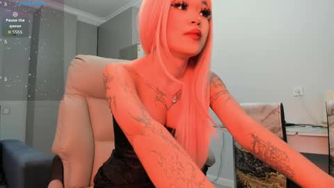 Kira online show from 04-07-26, 01:55