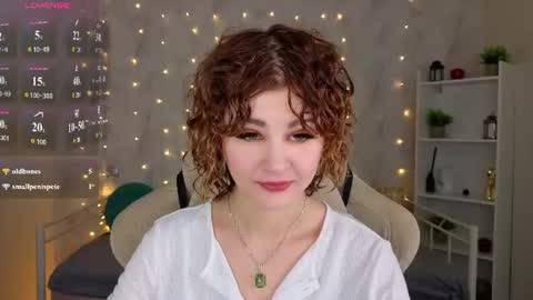 Snapshot of kira_fluffy chatting on 07-10-26, 12:15 Kira online show from 07-10-26, 12:15
