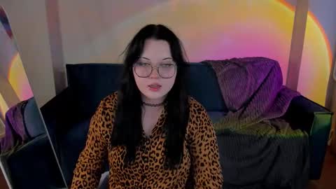 kira online show from 02-10-26, 02:15