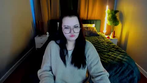 kira online show from 03-04-26, 01:22