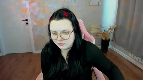 kira online show from 03-22-26, 01:31