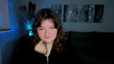 Snapshot of kira_icaula chatting on 11-10-25, 08:02 Kira online show from 11-10-25, 08:02