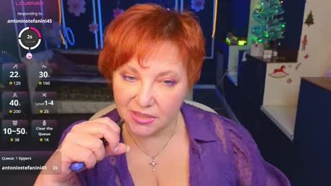 Kira Kennet online show from 12-17-25, 03:07