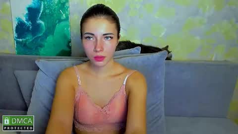 Kira  online show from 11-21-25, 07:34