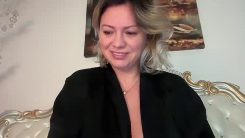 KiraDivine online show from 11-10-25, 02:05
