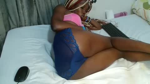 Snapshot of kirah_hot chatting on 10-05-25, 02:54 kirah_hot online show from 10-05-25, 02:54