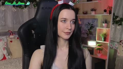 Snapshot of kiralilime chatting on 01-02-25, 07:29 Kira    online show from 01-02-25, 07:29