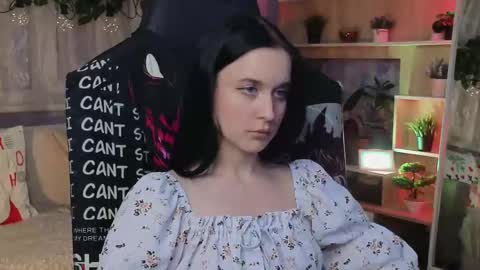 Snapshot of kiralilime chatting on 03-02-25, 09:54 Kira    online show from 03-02-25, 09:54