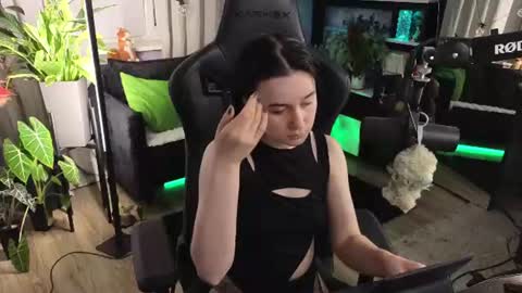 Kira    online show from 07-19-26, 07:50