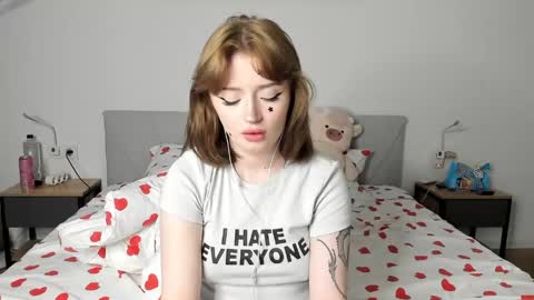 kirameowcam online show from 05-15-26, 09:22