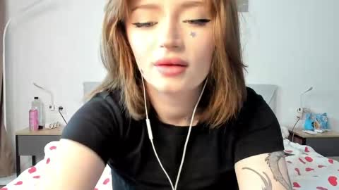 kirameowcam online show from 05-16-26, 09:46