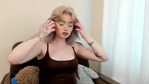 kirameowcam online show from 05-30-26, 06:43