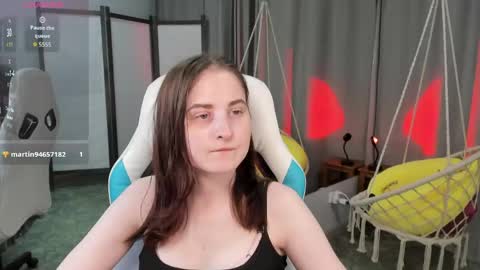 Snapshot of kiraparker chatting on 05-06-26, 03:39 KiraParker online show from 05-06-26, 03:39