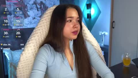 Kira online show from 02-12-25, 12:01