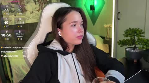 Kira online show from 02-24-25, 01:53