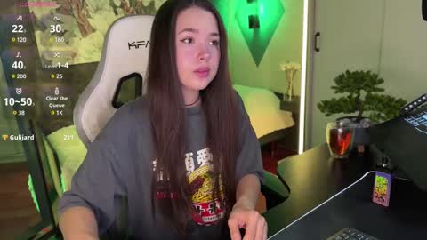 Kira online show from 02-25-25, 11:30