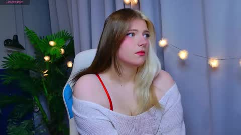 Kira online show from 01-08-26, 02:52