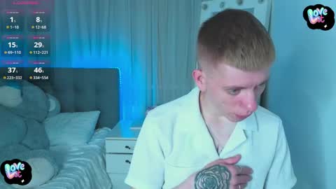 Snapshot of kireev_ chatting on 04-22-26, 07:55 online show from 04-22-26, 07:55