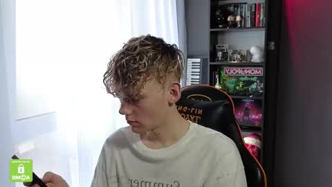 Kirill and Andrey online show from 10-27-25, 08:51