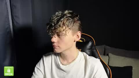 Kirill and Andrey online show from 12-22-25, 02:03