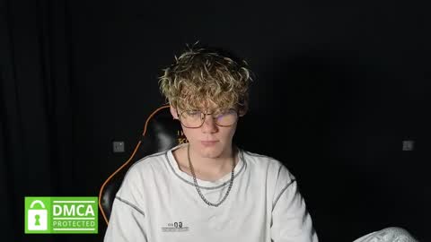 Kirill and Andrey online show from 04-22-26, 10:55