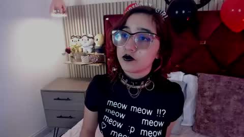 Snapshot of kirivelvet chatting on 05-13-26, 09:11 Samantha Velvet online show from 05-13-26, 09:11
