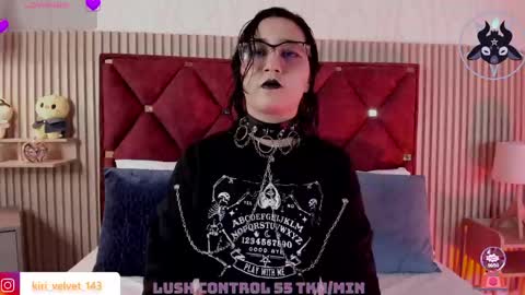 Snapshot of kirivelvet chatting on 06-05-26, 08:14 Samantha Velvet online show from 06-05-26, 08:14