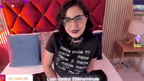 Snapshot of kirivelvet chatting on 06-20-26, 03:42 Samantha Velvet online show from 06-20-26, 03:42