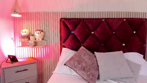 Snapshot of kirivelvet chatting on 07-25-26, 02:31 Samantha Velvet online show from 07-25-26, 02:31