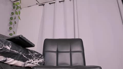   online show from 02-12-26, 12:16