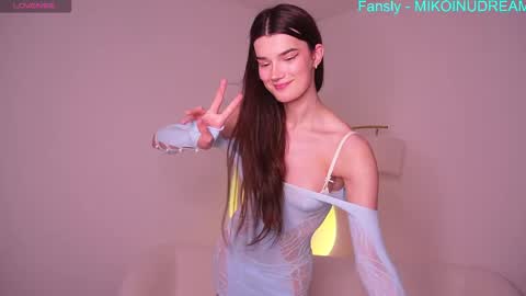 Kisa  20SALE online show from 05-27-26, 05:54