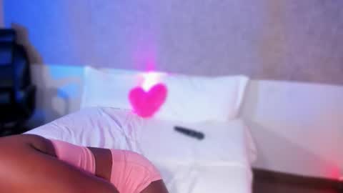 kishalove_ online show from 11-09-25, 02:37