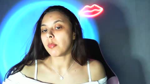 Snapshot of kiss_ameliaa chatting on 02-19-25, 06:43 kiss_ameliaa online show from 02-19-25, 06:43