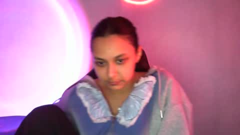 Snapshot of kiss_ameliaa chatting on 02-20-25, 01:51 kiss_ameliaa online show from 02-20-25, 01:51