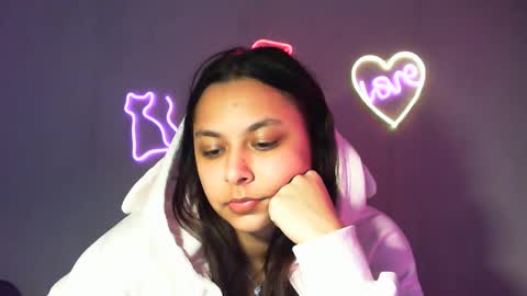 Snapshot of kiss_ameliaa chatting on 02-21-25, 10:28 kiss_ameliaa online show from 02-21-25, 10:28