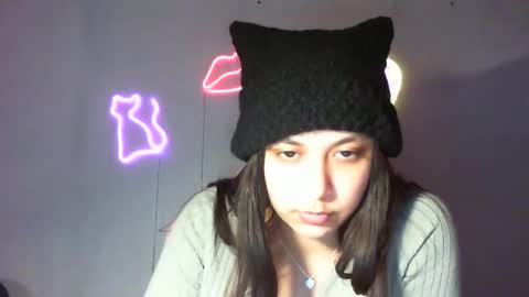 Snapshot of kiss_ameliaa chatting on 02-21-25, 05:53 kiss_ameliaa online show from 02-21-25, 05:53