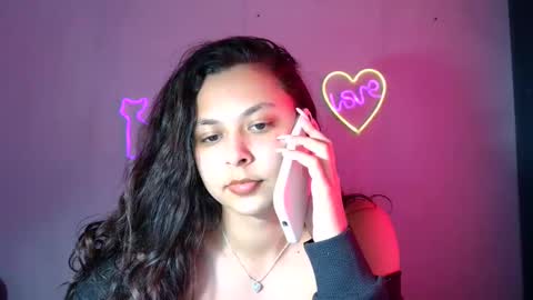 Snapshot of kiss_ameliaa chatting on 02-25-25, 11:19 kiss_ameliaa online show from 02-25-25, 11:19