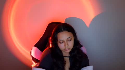 Snapshot of kiss_ameliaa chatting on 10-14-25, 11:11 kiss_ameliaa online show from 10-14-25, 11:11