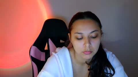 Snapshot of kiss_ameliaa chatting on 10-15-25, 09:31 kiss_ameliaa online show from 10-15-25, 09:31