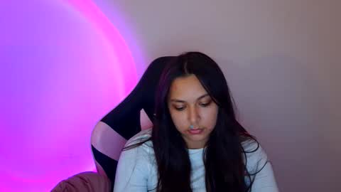 Snapshot of kiss_ameliaa chatting on 10-25-25, 11:40 kiss_ameliaa online show from 10-25-25, 11:40