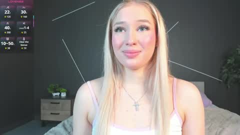 Chloe online show from 04-29-26, 05:33