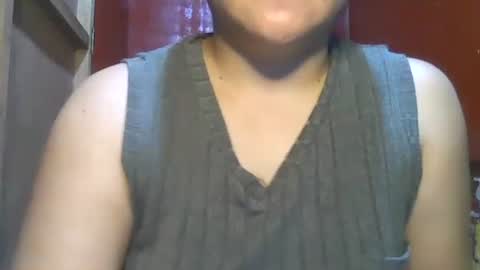 Snapshot of kiss_me_loves chatting on 09-29-25, 02:27 kiss_me_loves online show from 09-29-25, 02:27